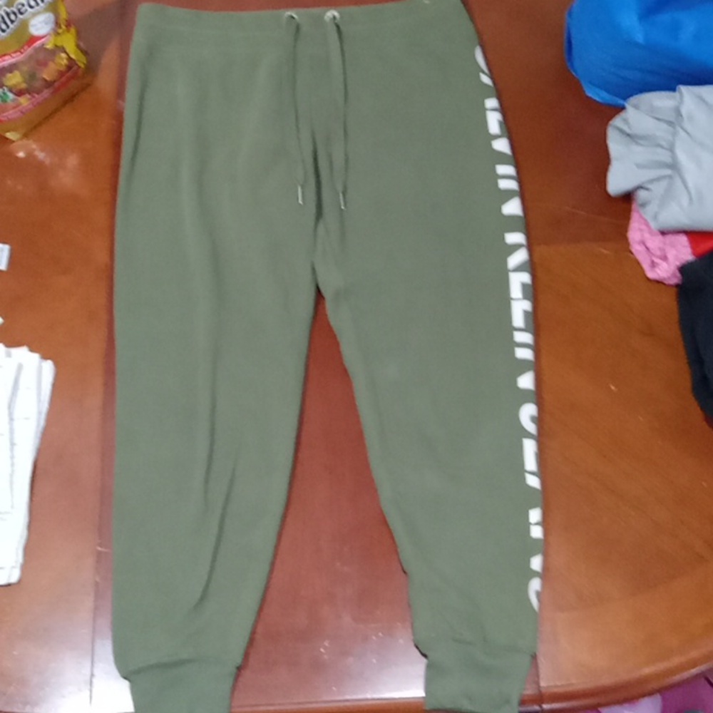 Calvin Klein Jean's Women's Olive Green Cozy Logo Fleece Joggers (M)